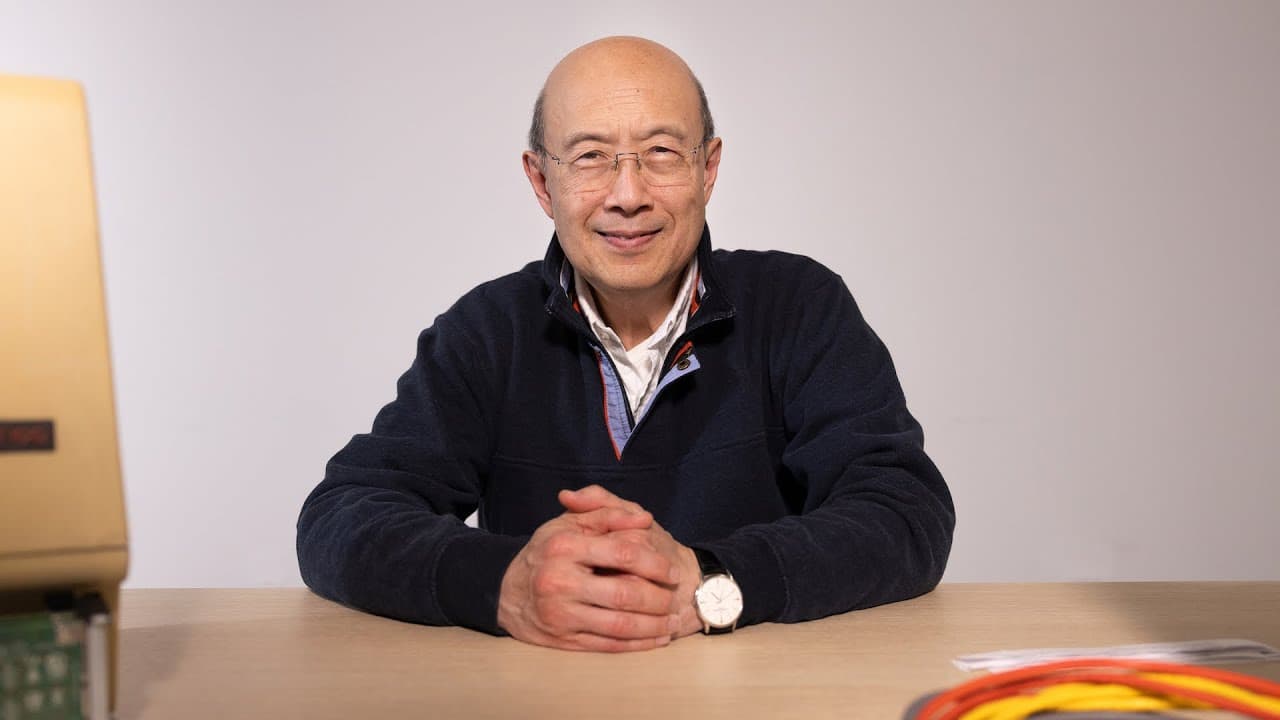 MIT 금융 교수가 답하다: LLM이 바꾸는 금융 분석·리스크·신뢰 영상 대표 이미지